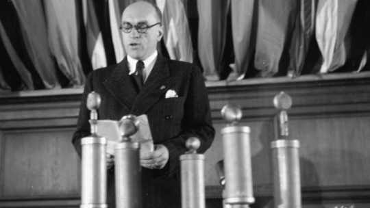 Przewodniczący Polskiego Komitetu Organizacyjnego Kongresu Jarosław Iwaszkiewicz. Fot. PAP/CAF