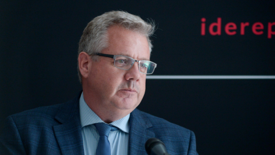 Brytyjski historyk prof. Roger Moorhouse. Fot. PAP/M. Obara