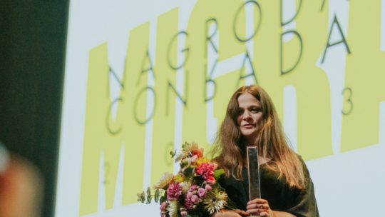 Laureatka Nagrody Conrada Urszula Honek. Źródło: www.facebook.com/ConradFestival