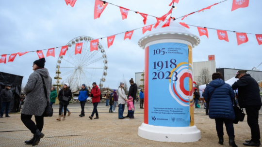 Miasteczko powstańcze na terenie Jarmarku Świątecznego MTP w ramach obchodów 105-rocznicy Powstania Wielkopolskiego. Fot. PAP/J. Kaczmarczyk