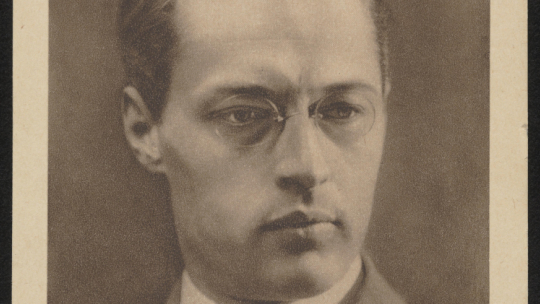 Kazimierz Wierzyński w 1933 r. Źródło: Biblioteka Narodowa.