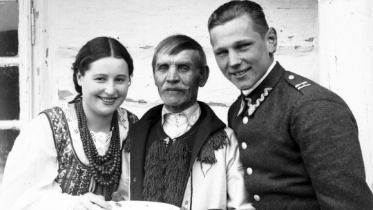 Wielkanoc w Bronowicach - fotoreportaż „Ilustrowanego Kuriera Codziennego”. Fot. Narodowe Archiwum Cyfrowe.