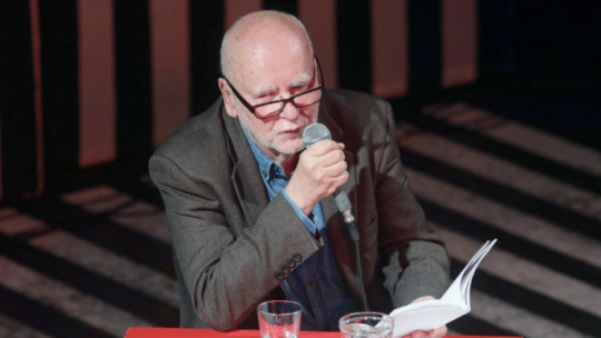 Poeta, eseista, tłumacz Adam Zagajewski. Fot. PAP/A. Reszko
