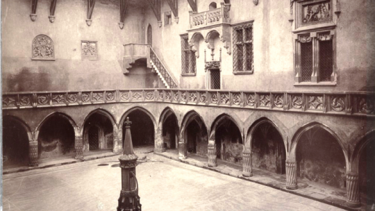 Collegium Maius, pocztówka z 1895 r. Źródło: Polona