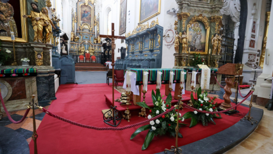 Katedra w Łowiczu, fot. PAP/M. Zubrzycki