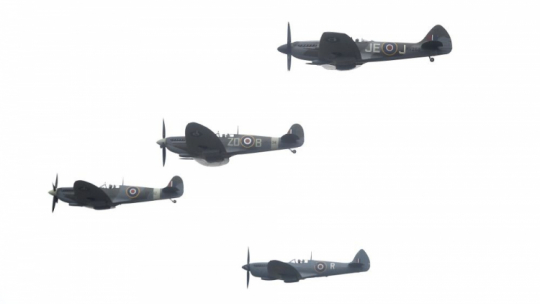 Samoloty Spitfire. Fot. PAP/EPA