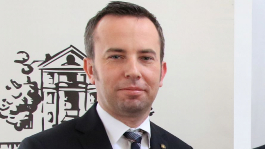 Przewodniczący TSKN Rafał Bartek. Fot. PAP/K. Świderski