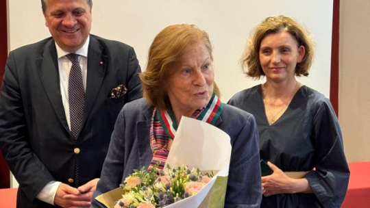 Złoty Medal „Zasłużony Kulturze Gloria Artis” dla Rity Gombrowicz. Fot. MKiDN