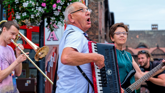 Jarmark u Babci Anny na katowickim osiedlu Nikiszowiec, 2020 r. PAP/Andrzej Grygiel