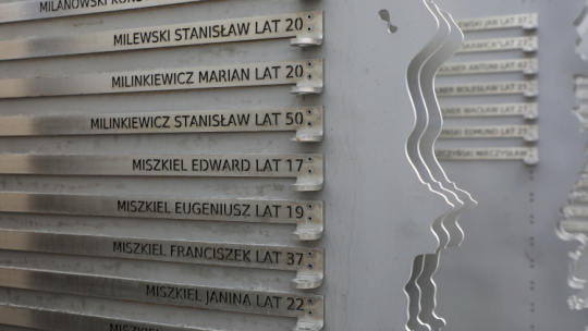 Mur Pamięci Ofiar Obławy Augustowskiej. Fot. PAP/A. Reszko 