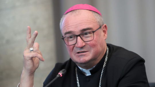 Bp Szymon Stułkowski. Fot. PAP/R. Zawistowski