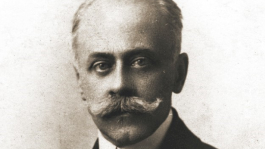 Kustosz Zamku Królewskiego Kazimierz Brokl /Źródło: Wikipedia