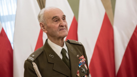 Mjr Bogdan Walas. Fot. PAP/T. Koryszko