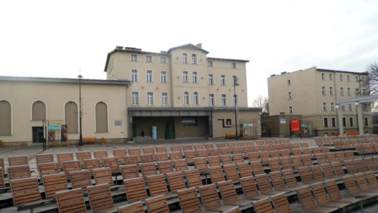 Teatr Dramatyczny im. Jerzego Szaniawskiego w Wałbrzychu. Fot. Mateo walbrzych. Źródło: Wikimedia Commons