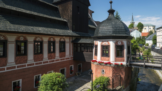 Wyróżnione w konkursie Muzeum Papiernictwa w Dusznikach-Zdroju. Fot. PAP/J. Ochoński