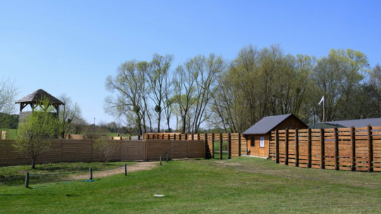 Park Dzieje w Murowanej Goślinie. 2023 r. Fot. PAP/J. Kaczmarczyk