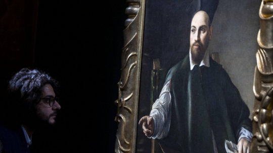 Obraz Caravaggia - portret Maffeo Barberiniego, przyszłego papieża Urbana VIII, fot. PAP/EPA/ANSA/M. Percossi