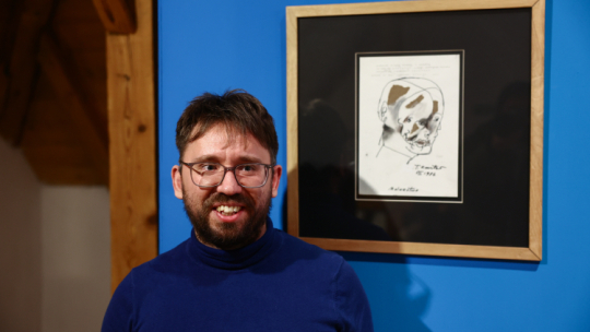 Tomasz Pietrucha, kurator wystawy rysunków Kantora z cyklu "Lekcje mediolańskie" w krakowskiej Cricotece, fot. PAP/Art Service