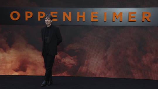Cillian Murphy, odtwórca głównej roli w filmie "Oppenheimer", podczas premiery w Londynie, fot. PAP/EPA/E. Rain