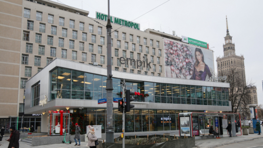 Salon Empik w dawnej Cepelii przy Marszałkowskiej w Warszawie, fot. PAP/R. Guz