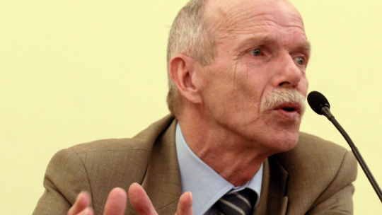 Edmund Wnuk-Lipiński (w 2008 roku), fot. PAP/A. Rybczyński
