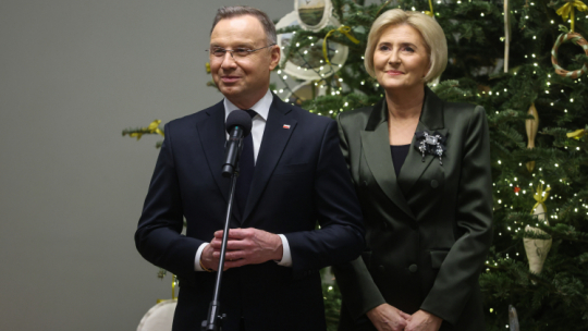 Prezydent Andrzej Duda wraz z małżonką Agatą Kornhauser-Dudą wezmą udział w obchodach 80. rocznicy wyzwolenia niemieckiego nazistowskiego obozu koncentracyjnego i zagłady Auschwitz. Fot. PAP/Albert Zawada