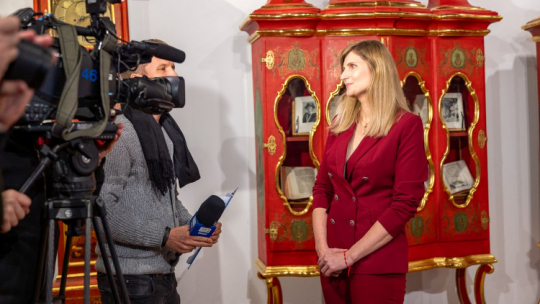 Biorąc pod uwagę losy zamku i jego wystroju w czasie II wojny światowej i tuż po niej, to prawdziwy cud, że gabloty przetrwały do naszych czasów” - uważa prezes Zamku Książ Dorota Karolewska. Fot. Zamek Książ w Wałbrzychu