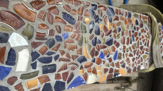 Jeden z ocalonych przez dewelopera fragmentów mozaiki. Fot. NS Nieruchomości