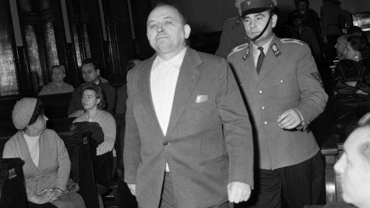 Stanisław Wawrzecki w pierwszym dniu procesu w tzw. aferze mięsnej, fot. PAP/Bolesław Miedza