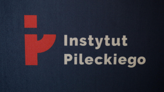 Instytut Pileckiego (logo), fot. PAP/Albert Zawada