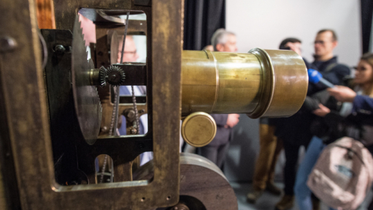 Jeden z wynalazków Kazimierz Prószyńskiego: biopleograf, czyli projektor, fot. PAP/Grzegorz Michałowski