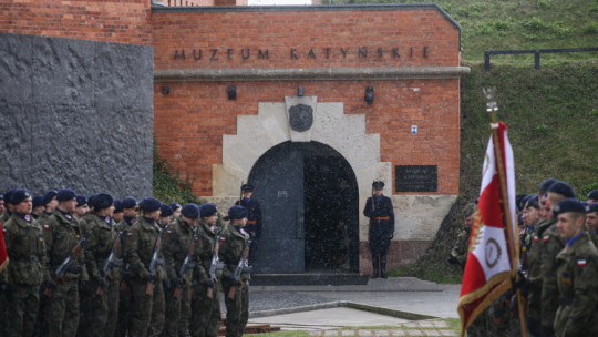Muzeum Katyńskie w Warszawie, fot. PAP/Leszek Szymański