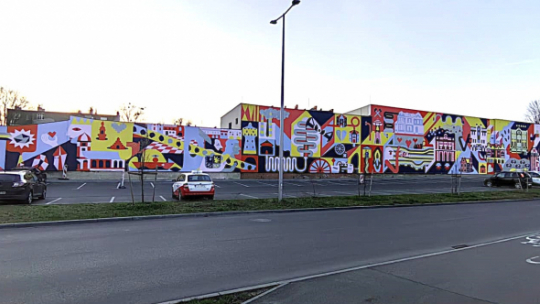 120-metrowe malowidło w Tarnowskich Górach w pełnej okazałości. Fot. Facebook/Tarnowskie Góry Srebrne Miasto