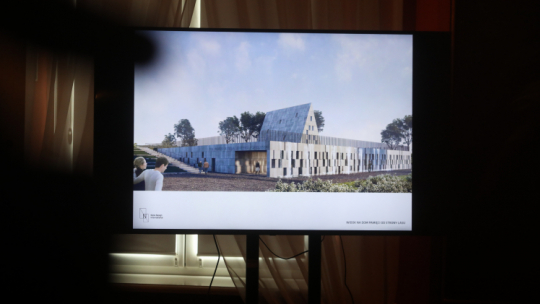 Wizualizacja siedziby Muzeum bł. ks. Jerzego Popiełuszki w Okopach. Fot. PAP/Artur Reszko 