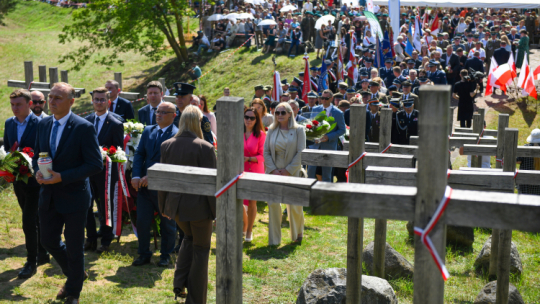 Obchody 80. rocznicy Obławy Augustowskiej w Gibach przy Wzgórzu Krzyży. Fot. PAP/Michał Zieliński