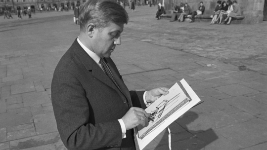 Wiktor Zin na Rynku Głównym w Krakowie w 1971 r. Fot. PAP/Janusz Rosikoń