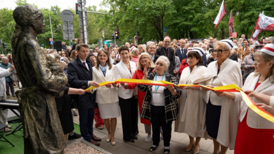 Odsłonięcie pomnika Stanisławy Leszczyńskiej. Fot. um.warszawa.pl/Bartosz Buk