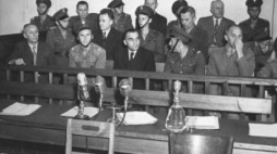 Pokazowy proces generałów, tzw. proces TUN (proces Tatar-Utnik-Nowicki). Warszawa 1951. Fot. PAP/CAF/S. Wdowiński