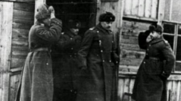Gen. Władysław Anders dokonuje inspekcji oddziałów Armii Polskiej w ZSRR. 1941-1942. Fot. NAC