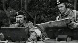 1 Dywizja Pancerna, Scarborough, lipiec 1944.  Gen. Stanisław Maczek i rotmistrz T. Wysocki. Fot. NAC