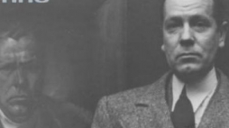 Stefan Norblin obok swego autoportretu. 1933 r. Fot. NAC