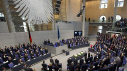 Bundestag - hołd ofiarom zbrodniczej polityki niemieckich nazistów. Fot. PAP/EPA