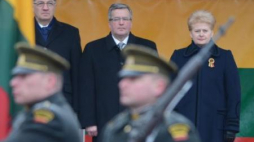 Prezydent Litwy D. Grybauskaite, prezydent RP B. Komorowski oraz premier Litwy A. Butkevicius. Fot. PAP/J. Turczyk