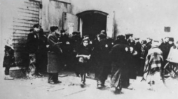 Żydzi w getcie na ziemiach polskich podczas okupacji. Fot. NAC