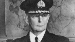 Kontradmirał Józef Unrug. Fot. NAC
