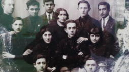 Członkowie organizacji Hechaluc-Pionier. Ekspozycja Muzeum Żydów w Płocku. Fot. PAP/M. Bednarski
