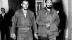 Ernesto Guevara i Fidel Castro. Fot. PAP/ EPA
