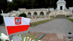 Cmentarz Orląt Lwowskich. Fot. PAP/D. Delmanowicz