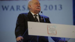 Lech Wałęsa na XIII Światowym Szczycie Laureatów Pokojowej Nagrody Nobla. Fot. PAP/J. Turczyk