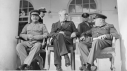 Stalin, Roosevelt, Churchill w Teheranie. Fot. wikimedia commons